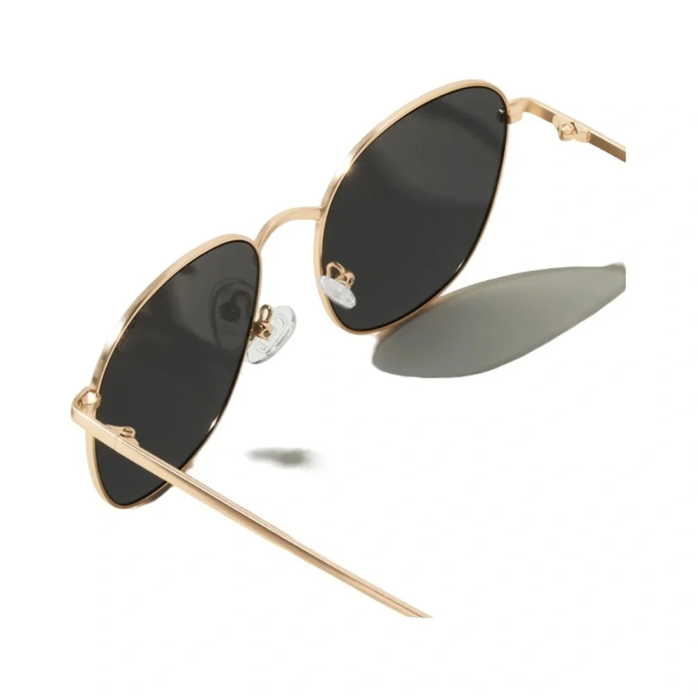 Quay Jezabell Gold Round Metal Frame Sunglasses with Smoke Polarized Lenses
